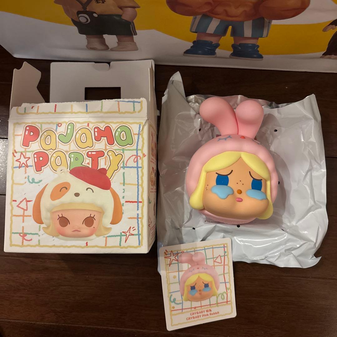 ポップマートPopmart Crybaby イヤホンケース 新品 - メルカリ