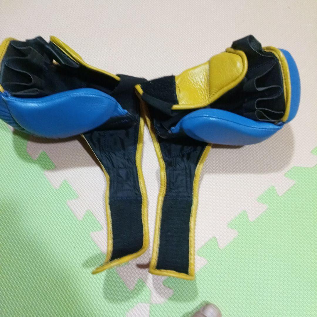 ISAMI オープンフィンガーグローブ 青 ISAMI パウンドグローブ 青/黄色