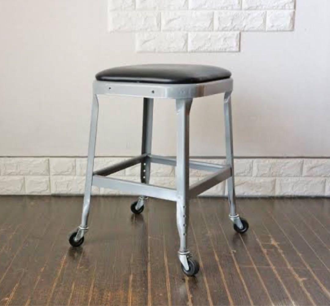 LYON FACTORY STOOL 廃盤品