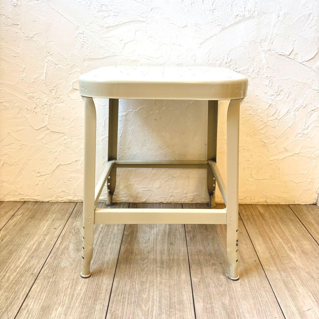LYON FACTORY STOOL 廃盤品
