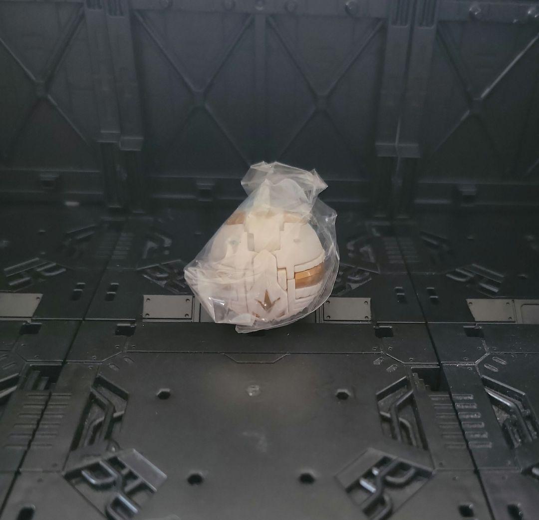 巨(ギガン)タウレス W(ホワイト)-ARMOR ver.　爆TECH拡張パック