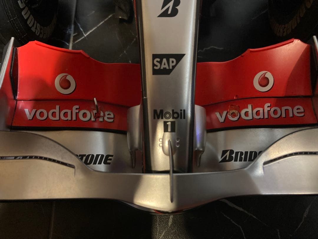 デアゴスティーニ 1/8 週刊 マクラーレン MP4-23 ハミルトン　完成品