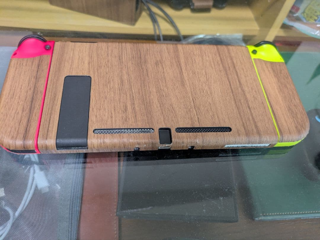 Nintendo Switch 通常モデル 箱あり　木目調スキンシール