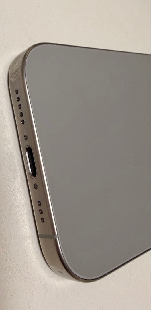 Apple iPhone 15Pro ナチュラルチタニウジャンク品