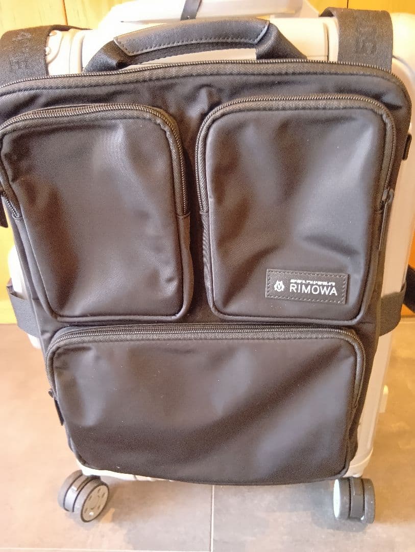 RIMOWA リモワ　cabinスーツケース用ハーネス　ブラック 1回使用