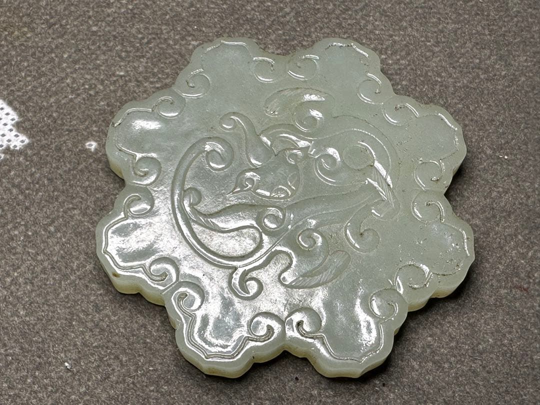 中国美術ループタイ和田玉古砡白砡根付天然素材 アンティーク 置物骨董