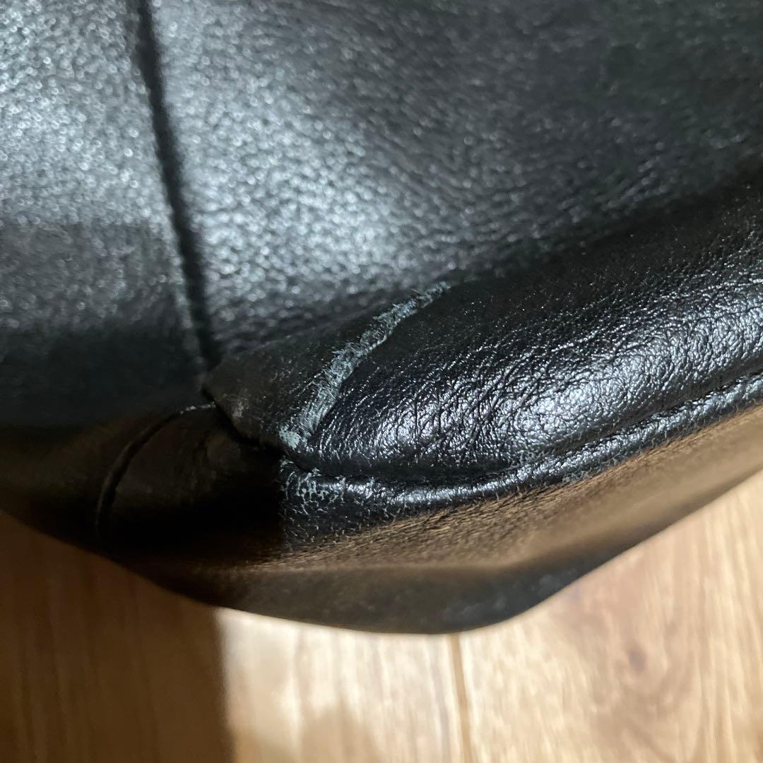 soutiencollar 黒 レザーハンドバッグ