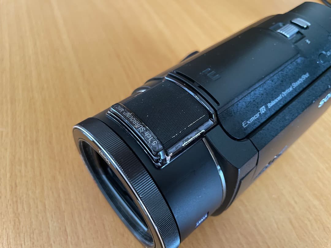 ソニービデオカメラ　AX55/充電器&バッテリー2個