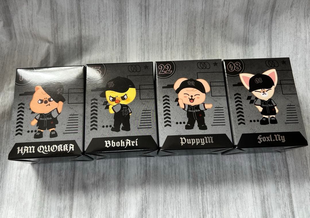 StrayKids 静岡 エコパ フィギュア 4体セット