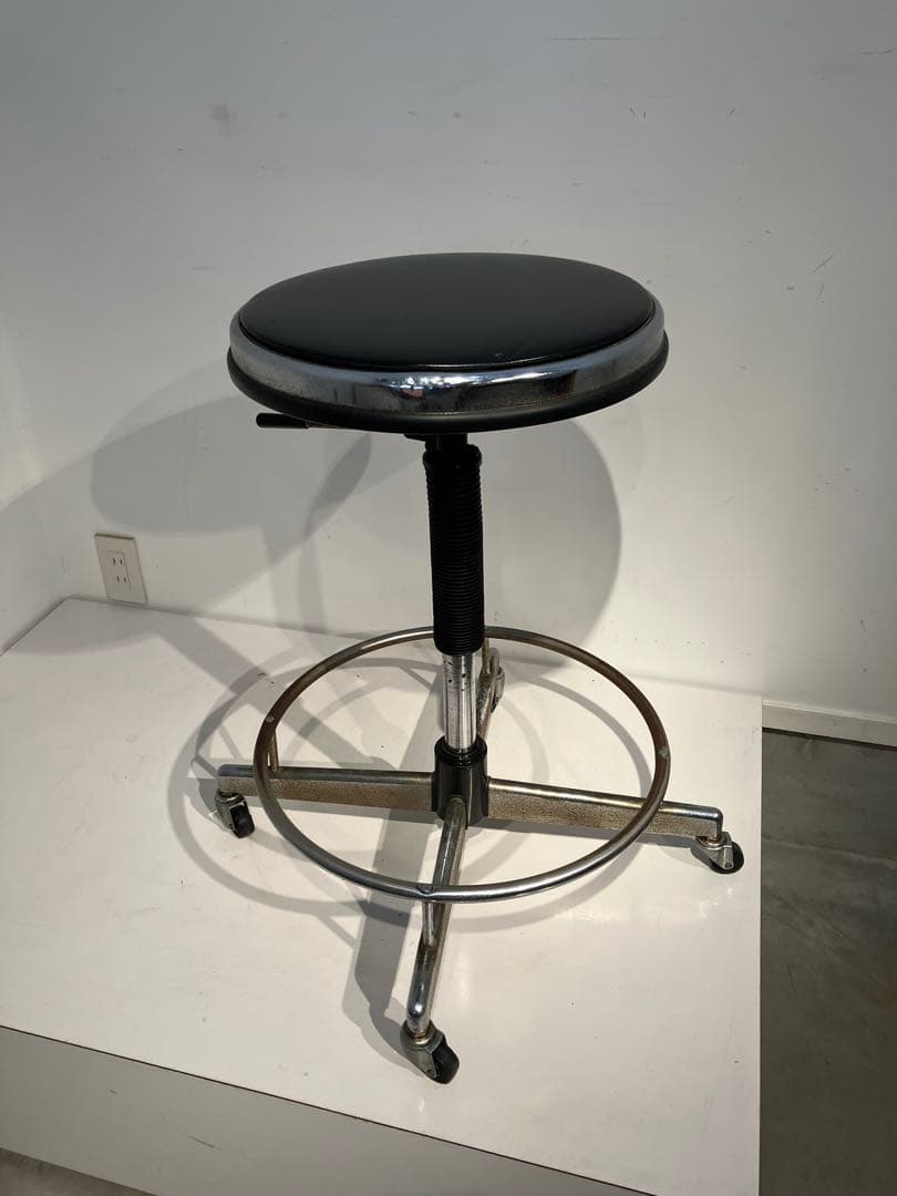 インダストリアル、ヴィンテージ・スチールスツール、オールド、レトロ、椅子、多目的