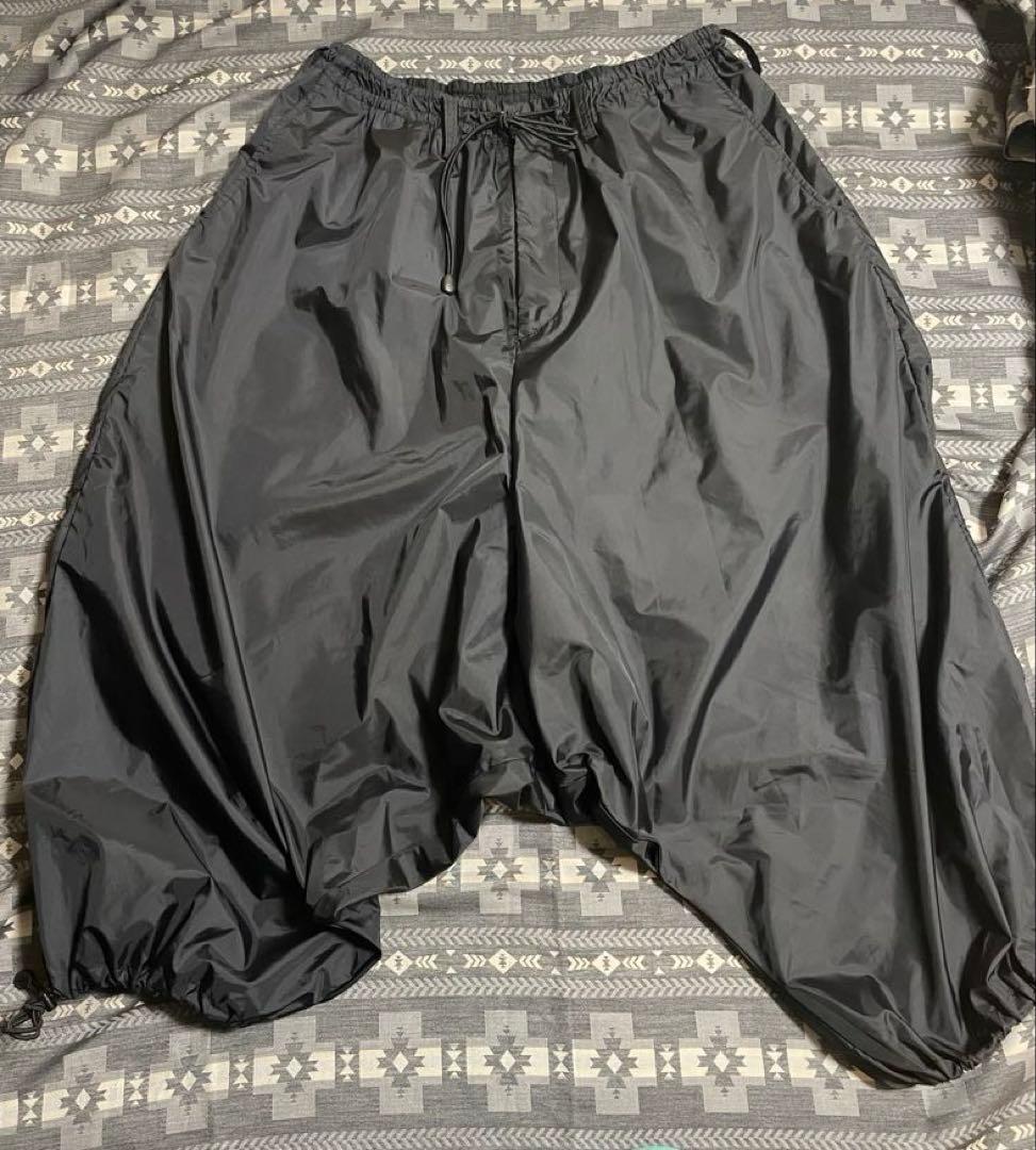 s'yte Nylon balloon pants