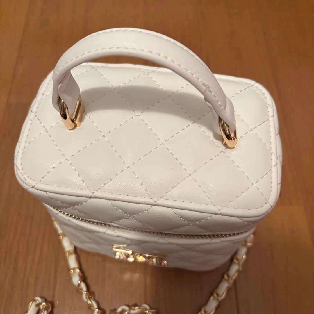 darich ダーリッチ キルティングビジュースクエアミニバッグ ホワイト