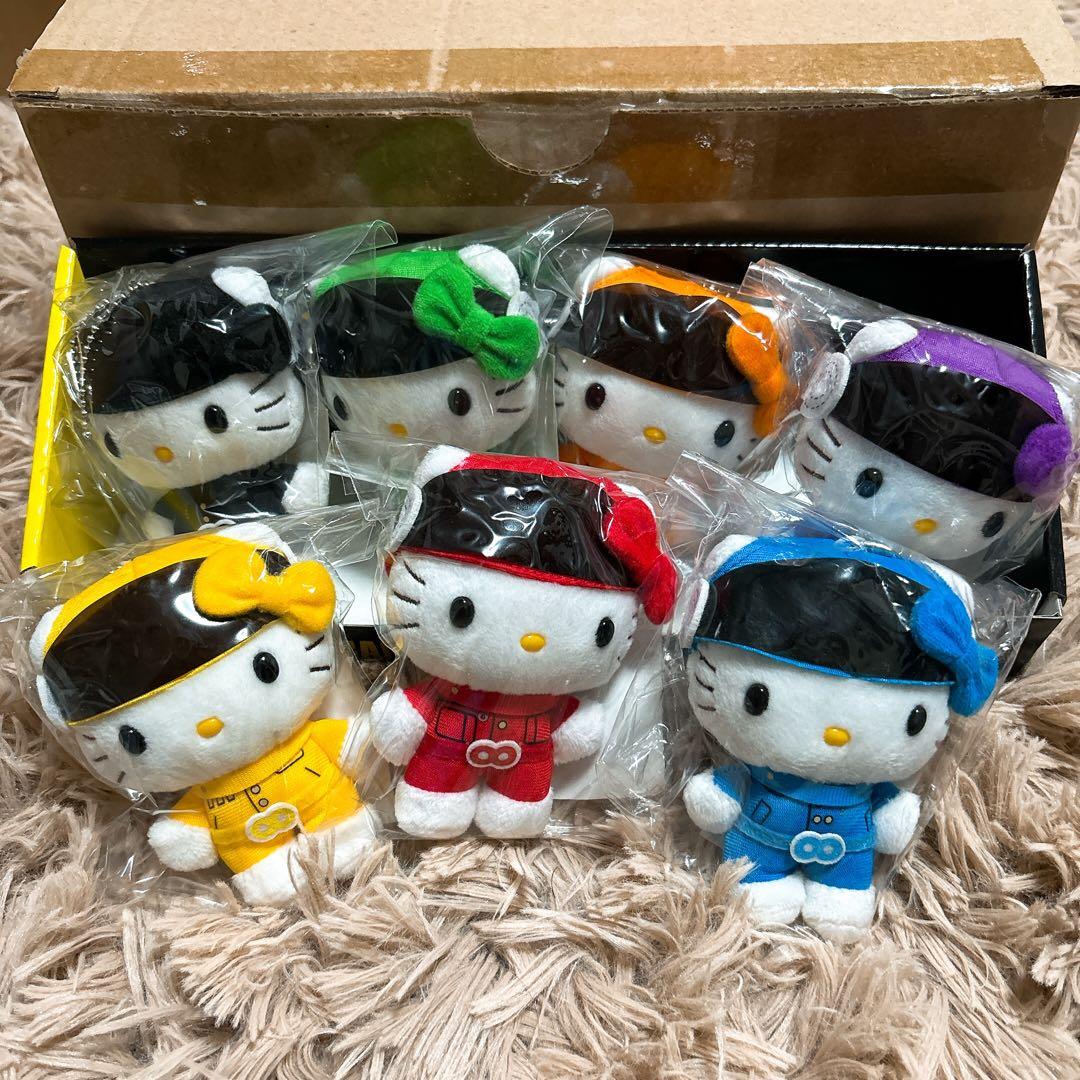 関ジャニ∞×ハローキティマスコット　エイトレンジャー+8EST 缶バッジセット