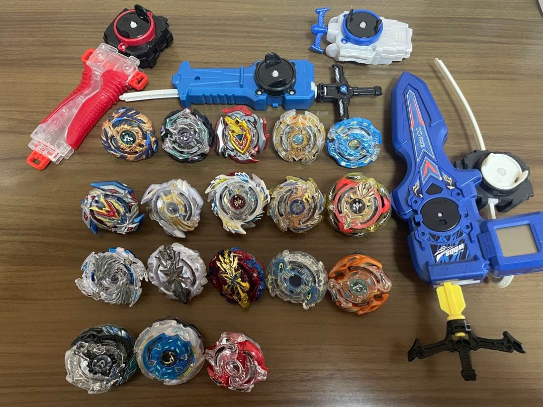 ベイブレードバースト まとめ売り 引退品 - メルカリ