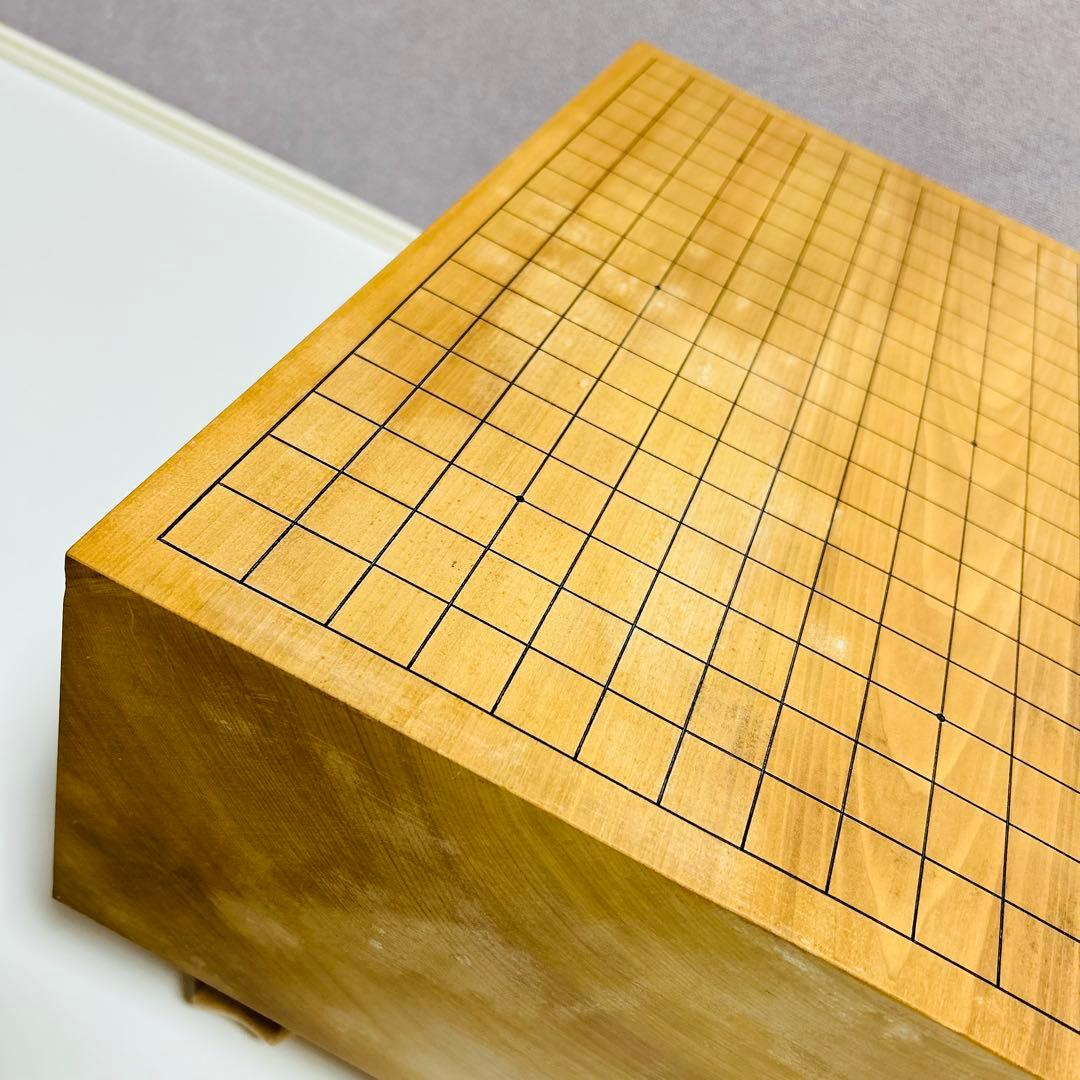 高級 国産 極厚 囲碁 本榧 目が繊細 ヘソ 脚付き 蛤碁石 日向産 碁笥付き