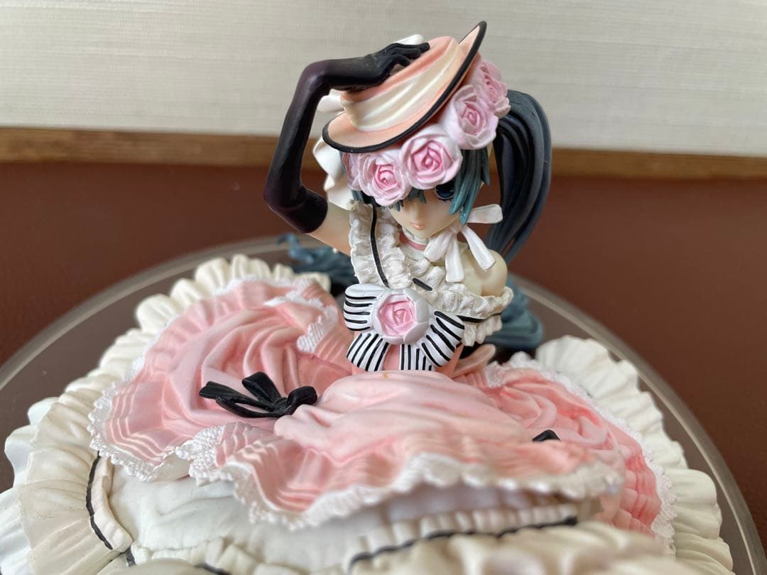 【 黒執事 】 フィギュア 【 駒鳥 】