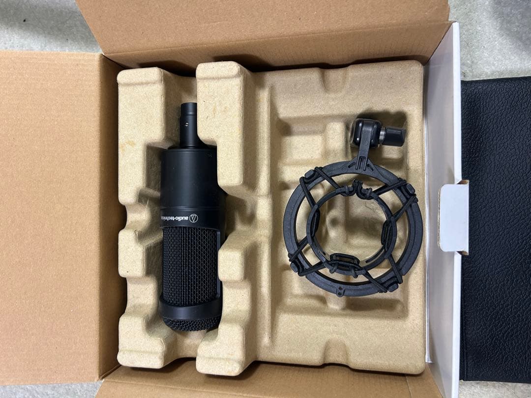 Audio-Technica AT2035 コンデンサーマイク