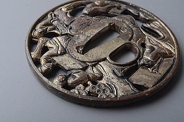 ◆224◆人物透文丸鍔　刀装具 刀剣美術　時代　日本刀拵え縁頭柄前銅製金工品