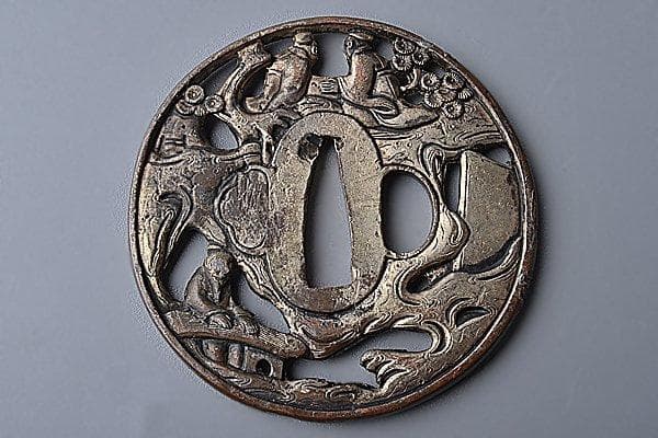 ◆224◆人物透文丸鍔　刀装具 刀剣美術　時代　日本刀拵え縁頭柄前銅製金工品