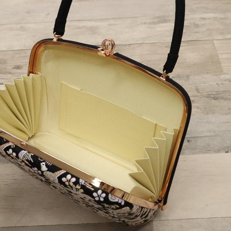 《和装バッグ◆小さな和楽器と桜梅竹模様◆黒地＊着物に合わせて♪Z1-7》