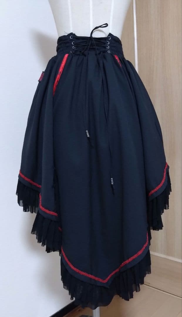 オッズオン　リバーリブルトレーンスカート