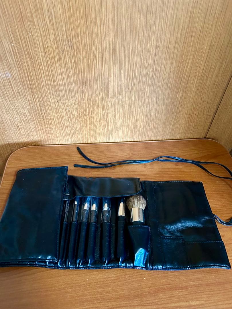NARSメイクブラシセット ブラックポーチ付き