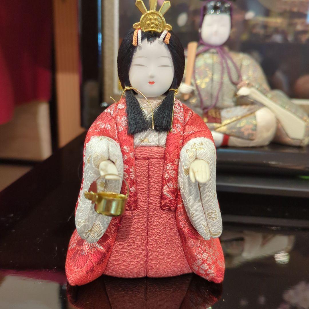 木村一秀作　木目込雛人形 5体セット 伝統的な衣装収納箱入押　桜押花屏風