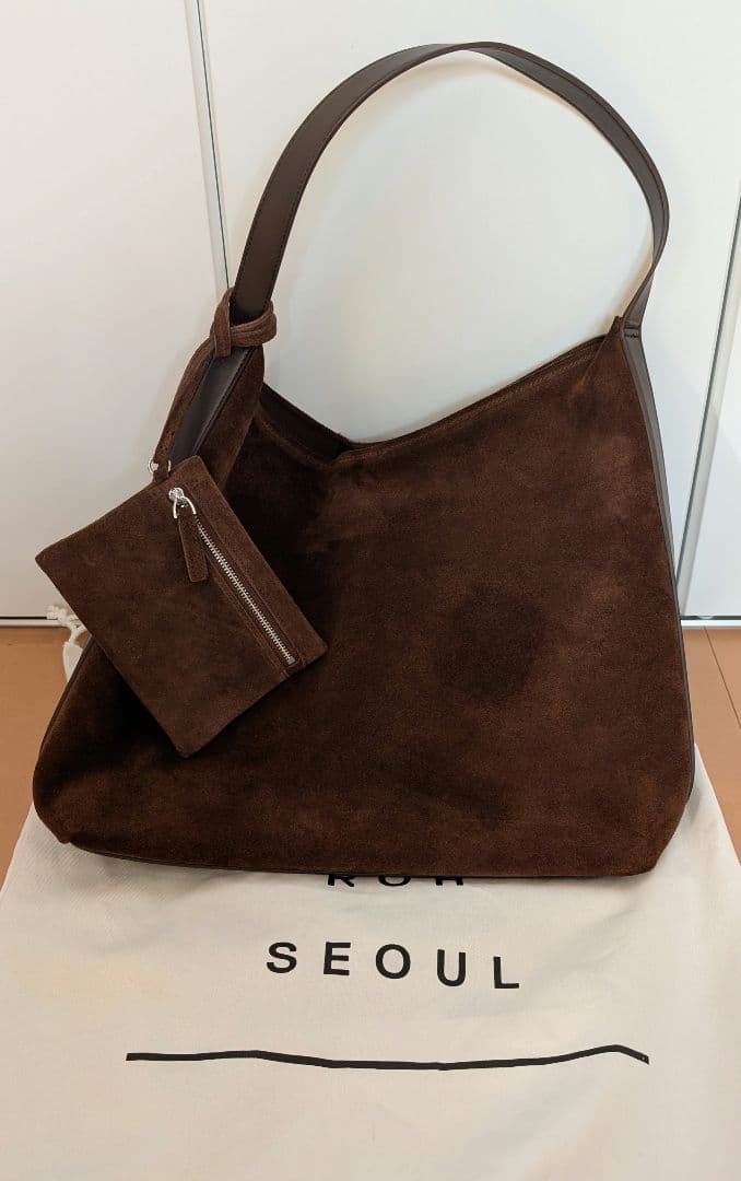 ROH SEOUL Pulpy hobo bag Suede ブラウン