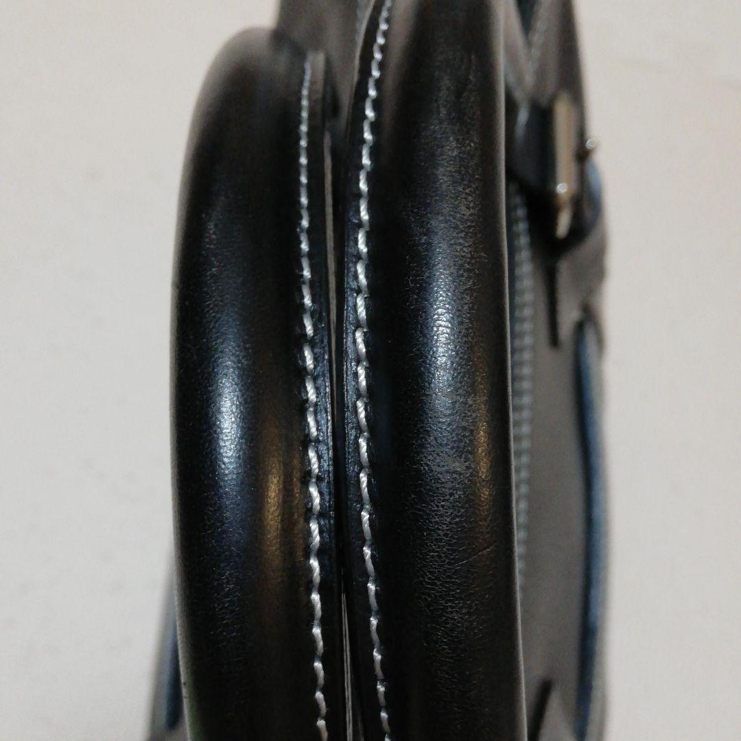 【新品】ヴィヴィアンウエストウッド　バッグ　黒色