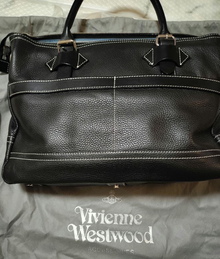 【新品】ヴィヴィアンウエストウッド　バッグ　黒色
