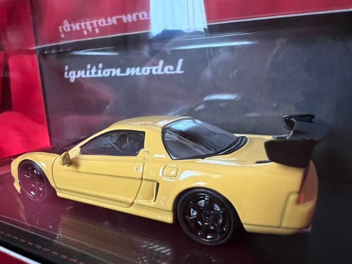 限定ミニカー2台付き！イグニッションモデル　ジオラマ　100限定　1/64