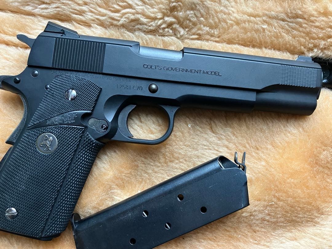 MGC製 タカカスタム あぶない刑事Rモデル HW樹脂製SPGマーク入り