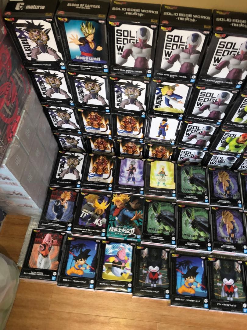 ドラゴンボール　フィギュア　悟飯　セル　ゴジータ　ターレス　63個