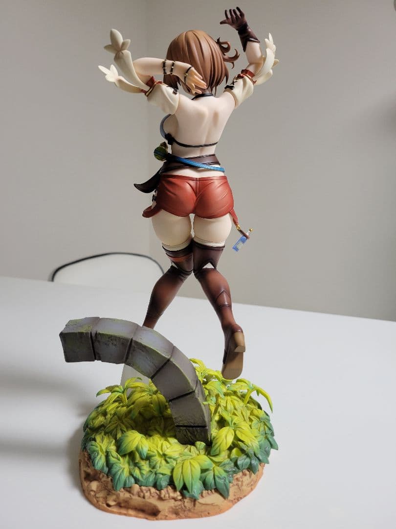 ライザ 1/6 あみあみ×AMAKUNI