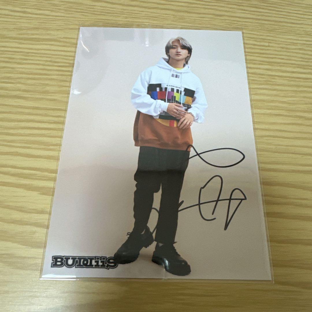 BUDDiiS 高尾楓弥 生写真016 サイン - メルカリ