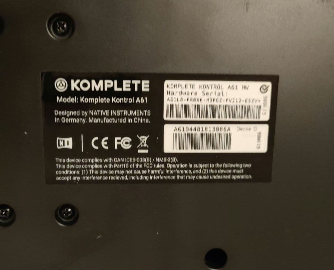 ネイティブインストゥルメンツ キーボード KOMPLETE KONTROLA61