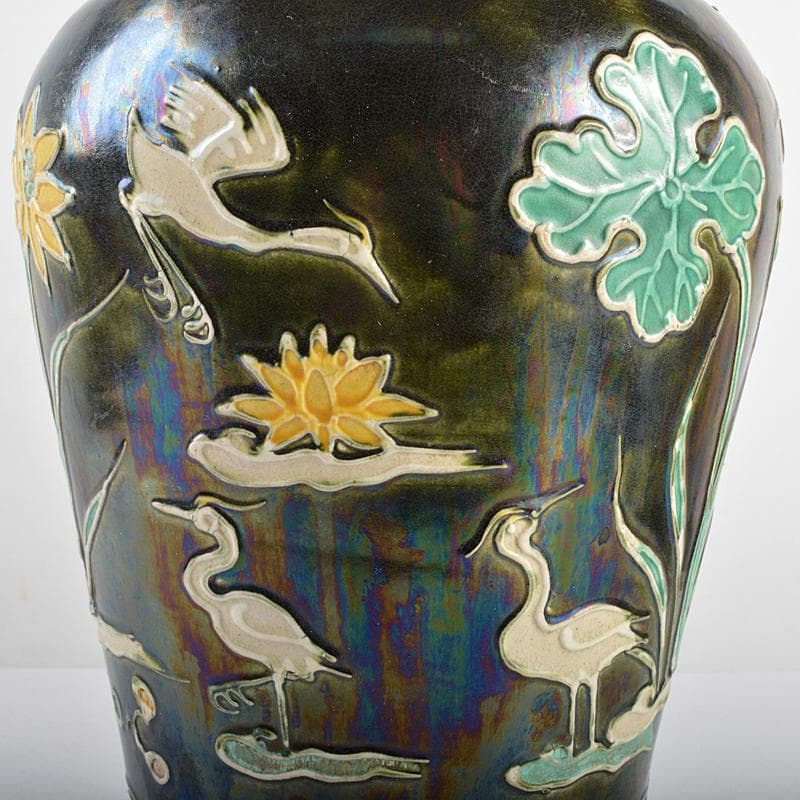 中国 黒交趾法花三彩蓮池鶴文 梅瓶 M R5611B - メルカリ