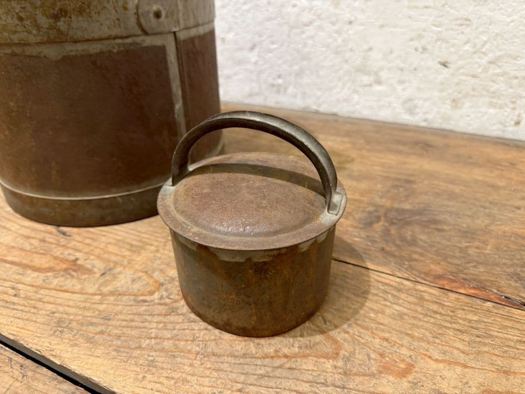 1163 ビンテージ　希少デザインのミルク缶　牛乳缶　ガーデン　オブジェ　レトロ