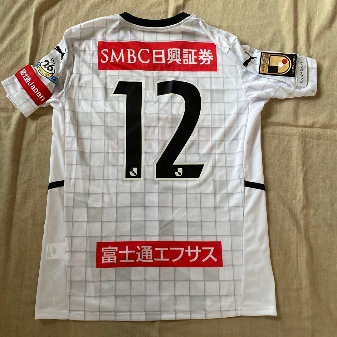 川崎フロンターレ全選手サイン入りユニフォーム - メルカリ