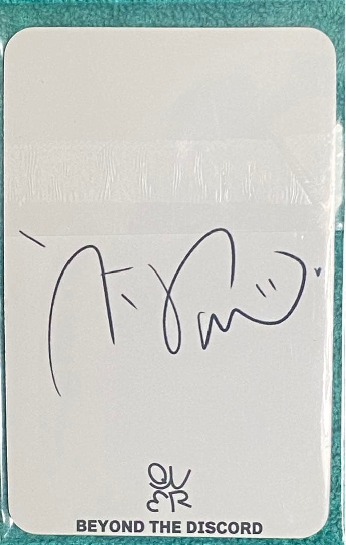 QWER 特典トレカ カード マゼンタ チョダン ヒナ シヨン 新品未開封品