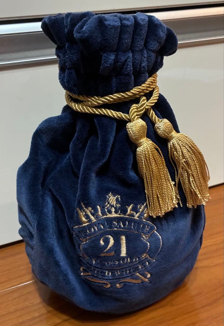 ☆ 未開封品 ☆ Royal Salute 21年 サファイアエディション - メルカリ