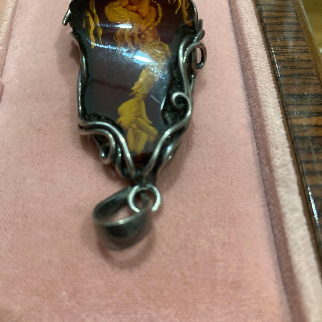 琥珀 インタリオ ペンダントトップ マーメイド