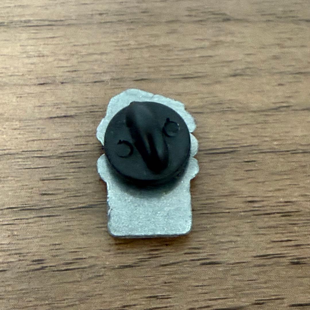 大阪関西万博　フランス館　ピンバッジ