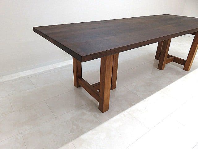 ウォールナット無垢材ダイニングテーブル　W240ｃｍ　多人数用ダイニングテーブル