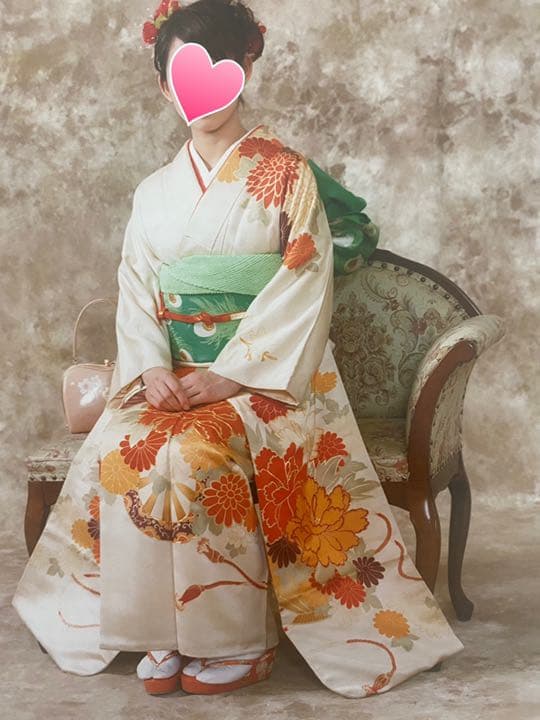 紺地の上品な牡丹と乱菊の振袖フルセット