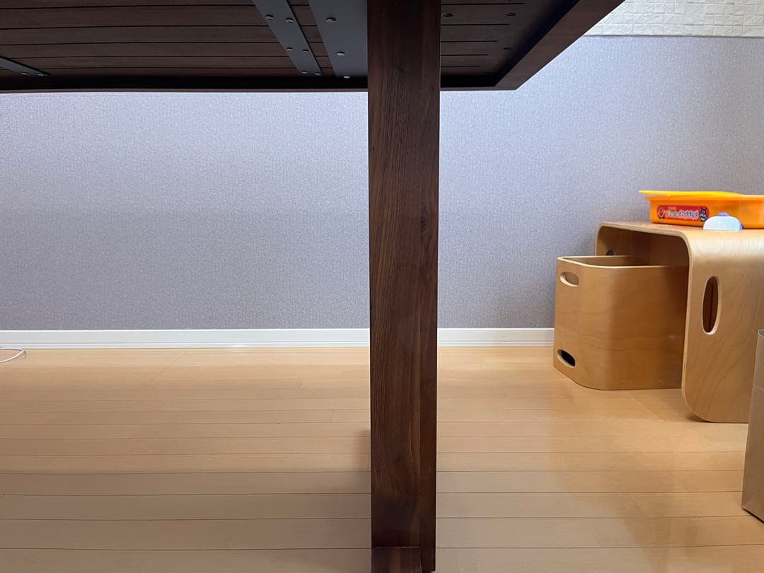 SERIO ダイニングテーブル ウォールナット　送料込み