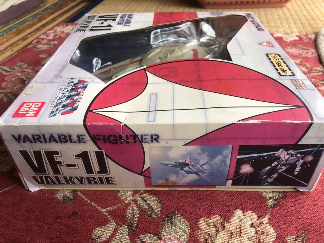 ラ*ャ様 値下げ◇バンダイ◇VF-1J バルキリー 一条 輝 機 1/55