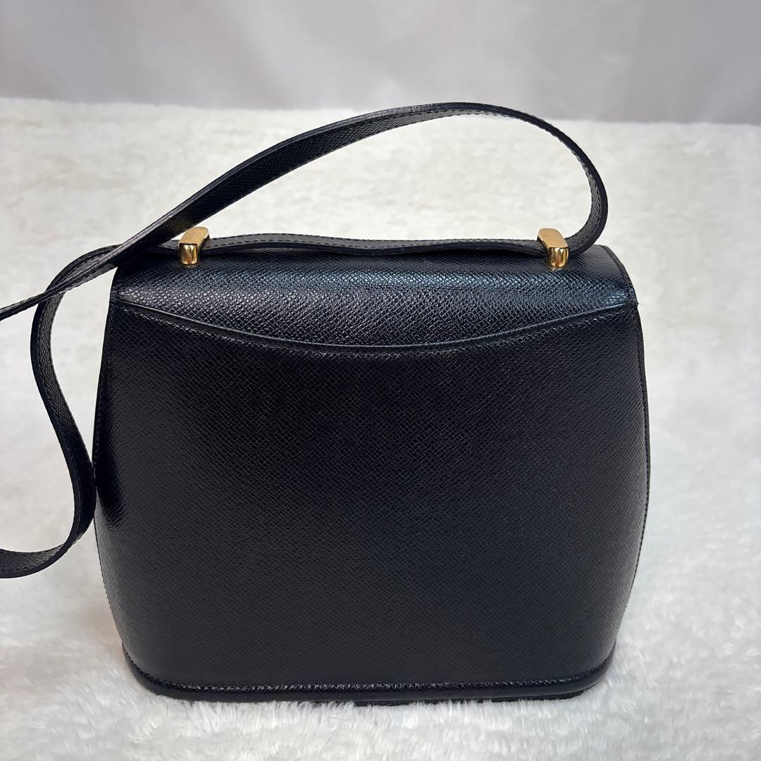 美品BALLYバリー　ショルダーバッグ　カーフレザー　Bロゴ　ゴールド金具