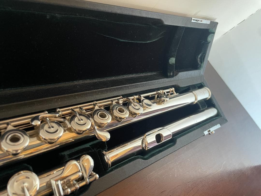 パール フルート 総銀製 マエスタ ソルダード インライン Ｅメカ付き