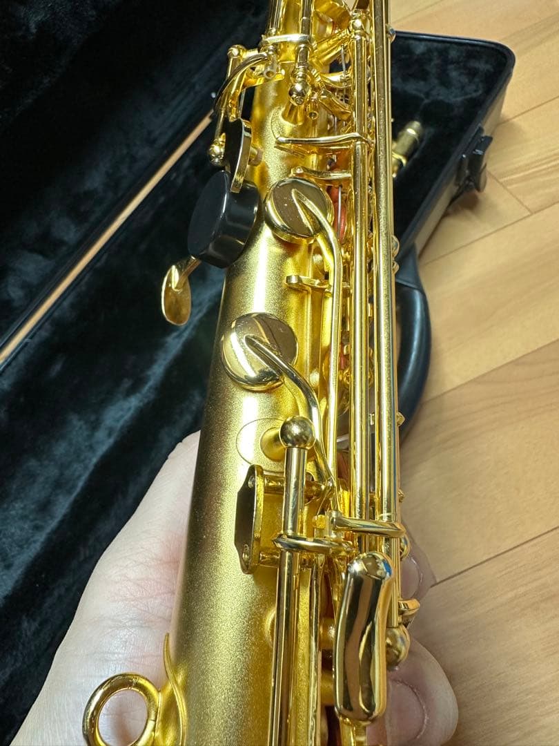 良品 ソプラノサックス サテンゴールド ケース付き